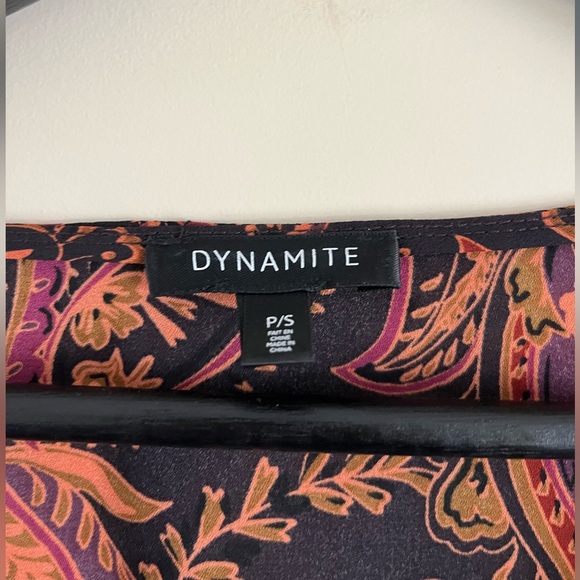 Dynamite Deep V-Neck Blouse with Bubble Sleeves - Picture 3 of 3